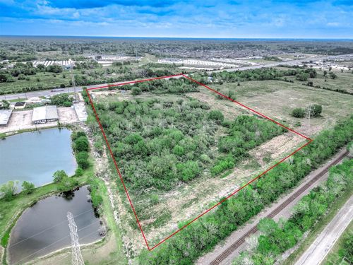 22652 Highway 6, Alvin, TX, 77511 | Card Image