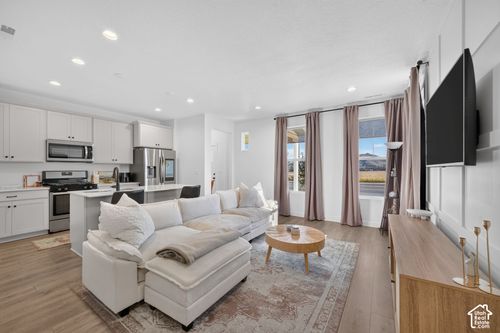 6698 W 11800 S, South Jordan, UT, 84009-1779 | Card Image