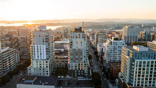 302-845 Johnson St, Victoria, BC, V8W0G3 | Card Image