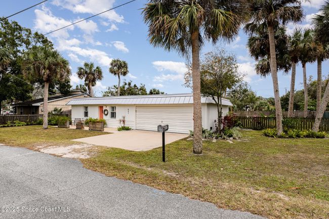 Front of Property w/ 2 Car Garage | Image 6
