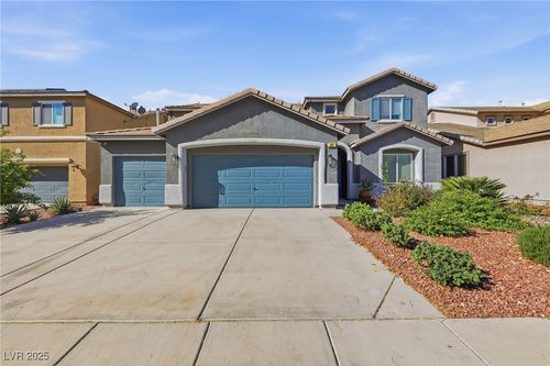 365 Shimmering Moon St, Henderson, NV, 89015-2440 | Card Image