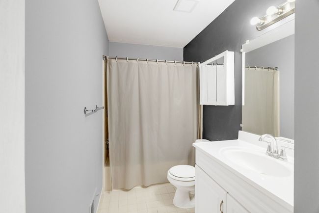37231 Glenbrook Dr, Condo with 2 bedrooms, 2 bathrooms and null parking in Clinton Township MI | Image 19