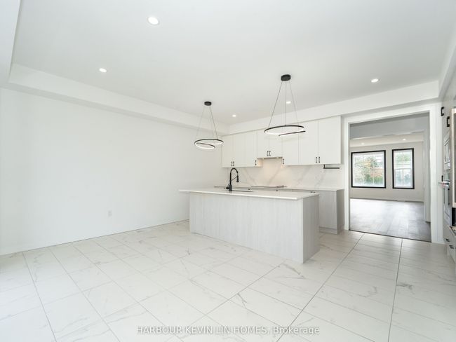 9080 Woodbine Ave, House attached with 3 bedrooms, 3 bathrooms and 1 parking in Markham ON | Image 17