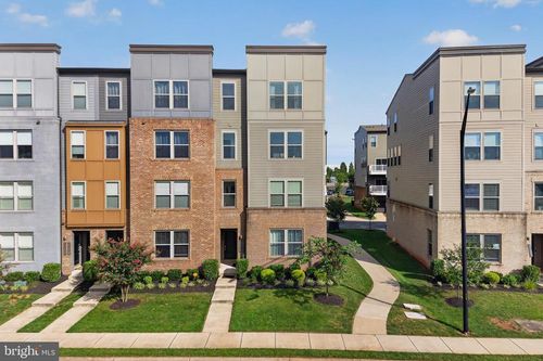 10426 Ratcliffe Trl, MANASSAS, VA, 20110-7839 | Card Image