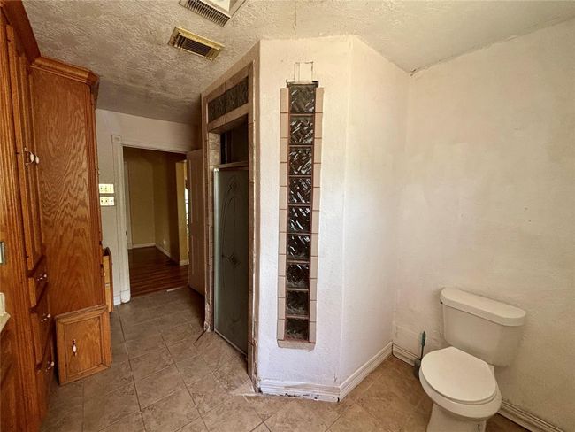 downstairs bathroom | Image 21