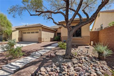 4067 Helens Pouroff Avenue, House other with 4 bedrooms, 3 bathrooms and null parking in North Las Vegas NV | Image 3