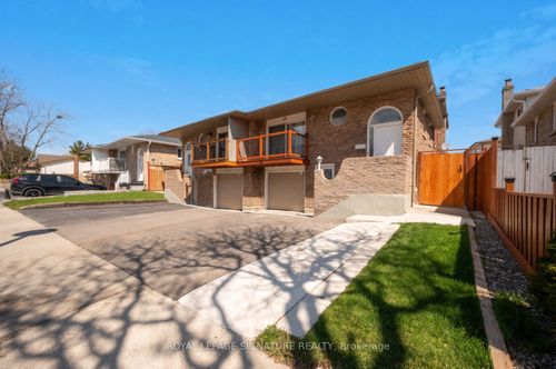23 Abell Drive, Brampton, ON, L6V2W1 | Card Image