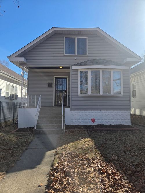 12051 S Yale Ave, Chicago, IL, 60628-6536 | Card Image