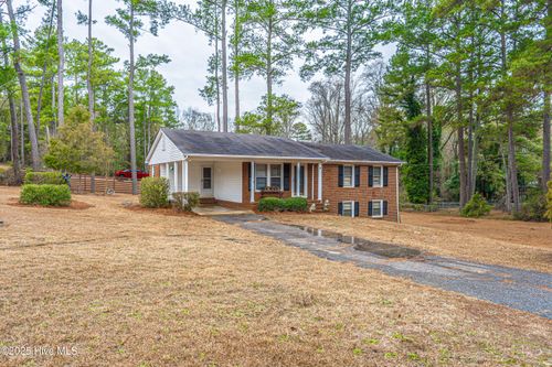 1213 Oak Ave, Hamlet, NC, 28345-3708 | Card Image