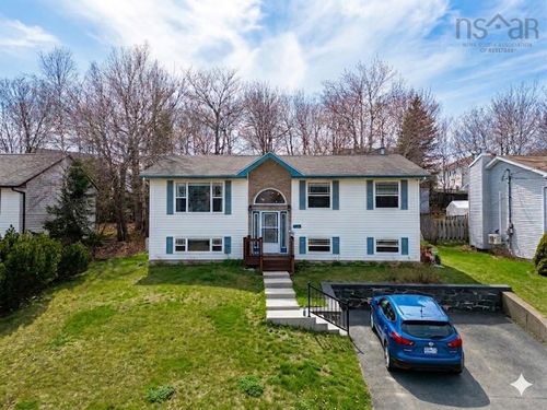 249 Auburn Drive, Cole Harbour, NS, B2W6E9 | Card Image