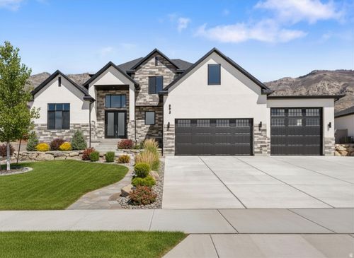 692 E Mountain Rd, North Ogden, UT, 84414-7514 | Card Image