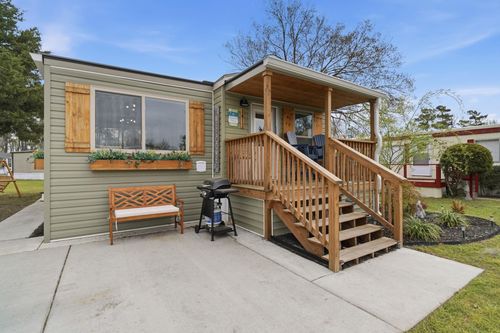 1413 Circle Dr., North Myrtle Beach, SC, 29582 | Card Image