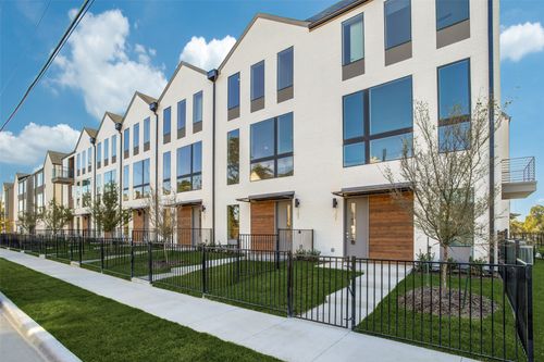 apt-302-2128 Ashby St, Dallas, TX, 75204-0003 | Card Image