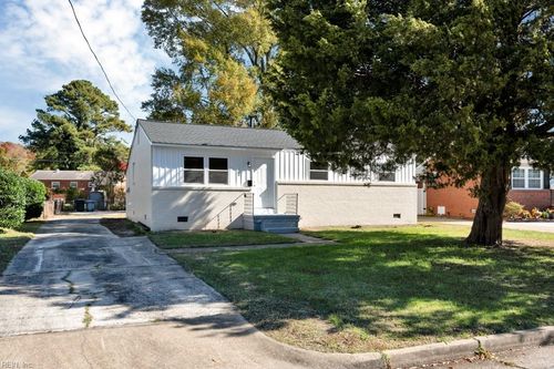 26 Sharon Ct, Hampton, VA, 23666-4119 | Card Image