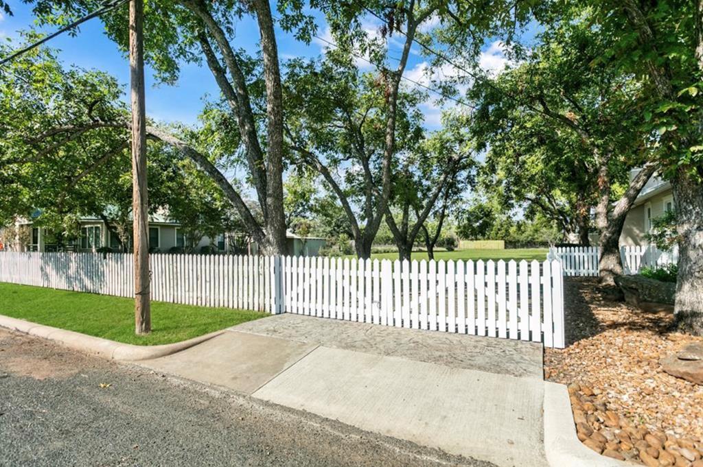 Land in Fredericksburg 2