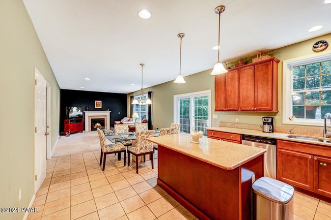 Kitchen | Image 15