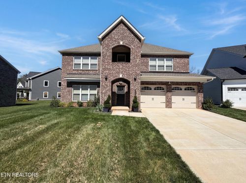 2714 Green Ash Ln, Knoxville, TN, 37932-1128 | Card Image