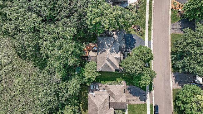 Wooded Neighborhood with Sidewalks | Image 34