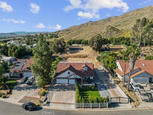 21890 Victorian Ln, Wildomar, CA, 92595-8211 | Card Image