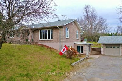 3546 B Line Rd, House other with 3 bedrooms, 2 bathrooms and 10 parking in Pembroke ON | Image 2