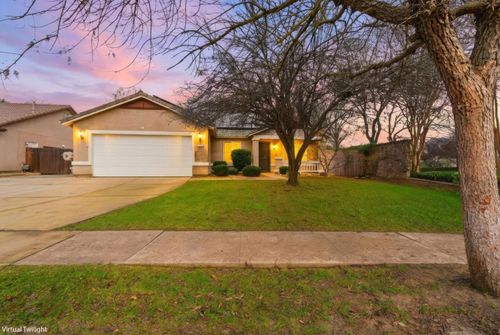 226 N Amador Street, Visalia, CA, 93292 | Card Image