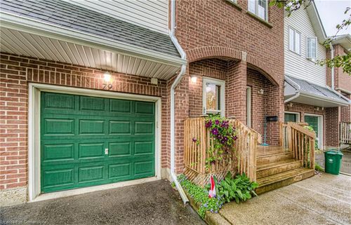 79-42 Green Valley Dr, Kitchener, ON, N2P2J8 | Card Image
