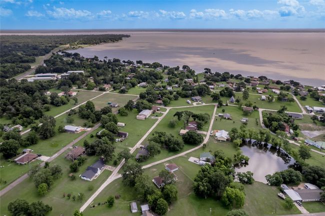 20 Coolcrest Dr, House other with 3 bedrooms, 2 bathrooms and 2 parking in Pointblank TX | Image 47