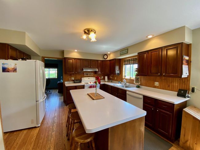 Misner country kitchen.jpg | Image 8