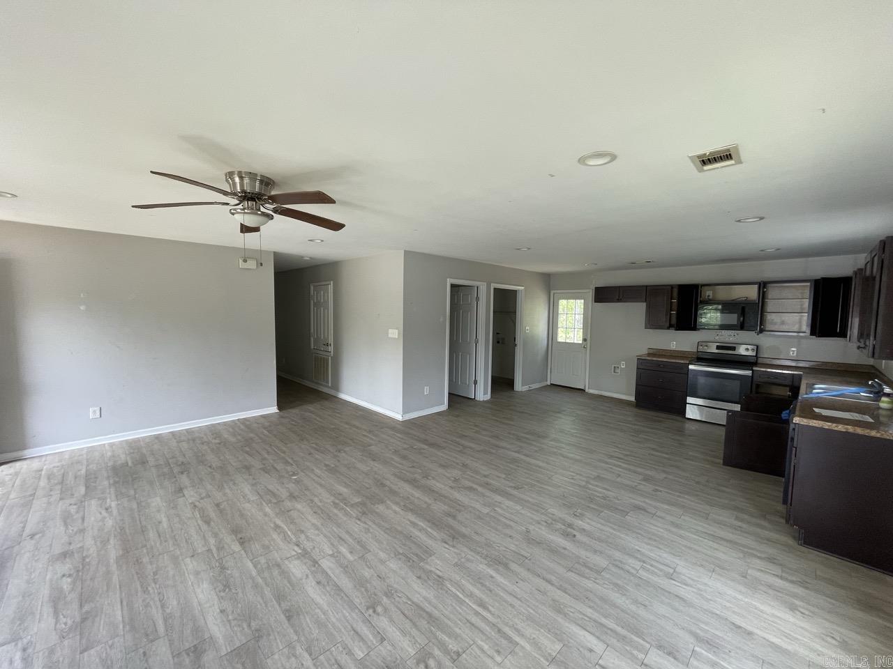 Residential in Lonsdale 2