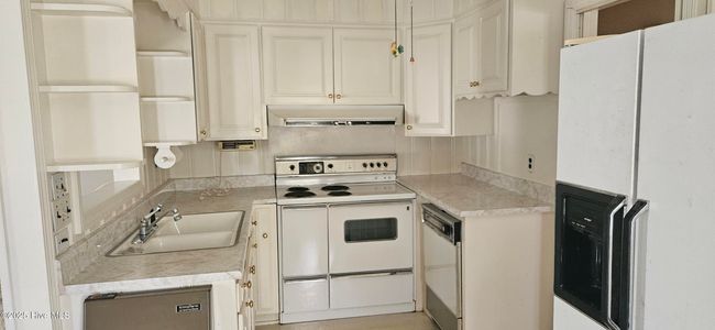 101 Oakland Blvd, House other with 3 bedrooms, 2 bathrooms and 1 parking in Clinton NC | Image 7