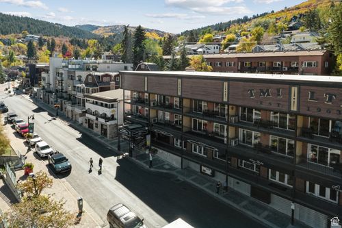 c48-220 Park Ave, Park City, UT, 84060 | Card Image