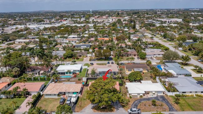 739 Se 11 Th Ave, House other with 3 bedrooms, 2 bathrooms and null parking in Deerfield Beach FL | Image 28
