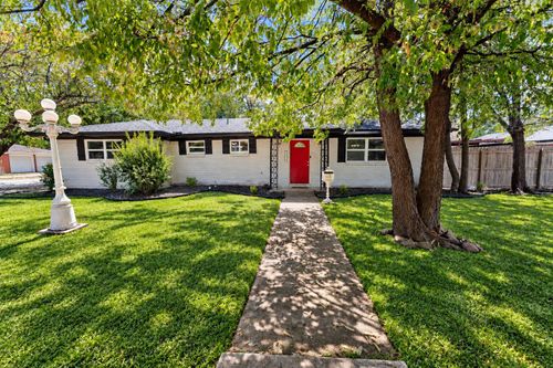 4928 Ira St, Haltom City, TX, 76117-2312 | Card Image