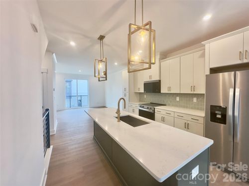 40-5009 Dutchess Dr, Charlotte, NC, 28217-0476 | Card Image