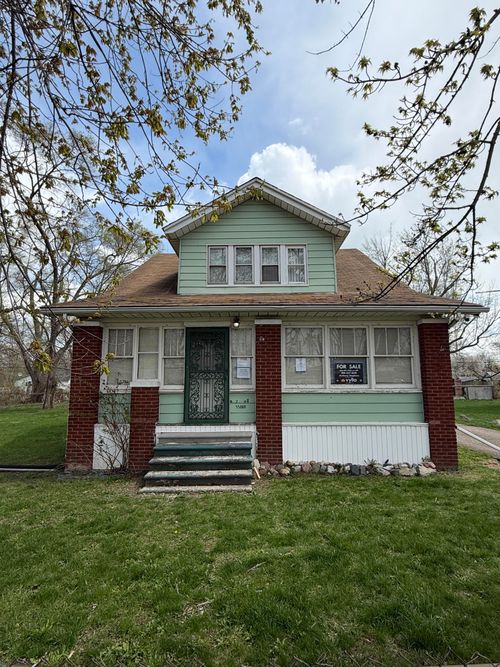 35068 Ellen Street, Clinton Charter Township, MI, 48035 | Card Image