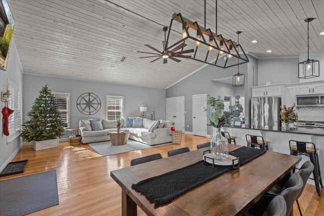314 Ne 880 Th St, House other with 2 bedrooms, 1 bathrooms and null parking in Old Town FL | Image 7