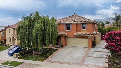 2180 Stonewood St, Mentone, CA, 92359-9517 | Card Image