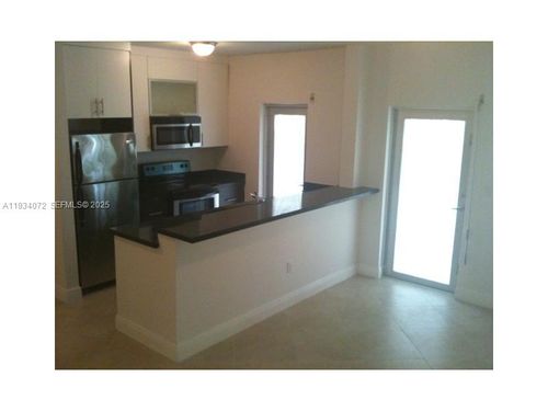 apt-8-1034 Lenox Ave, Miami Beach, FL, 33139-4895 | Card Image