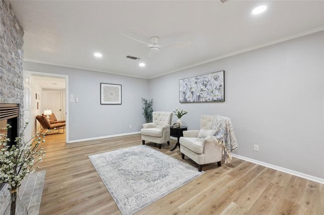 1008 N 30 Th St, House other with 4 bedrooms, 2 bathrooms and 2 parking in Nederland TX | Image 10