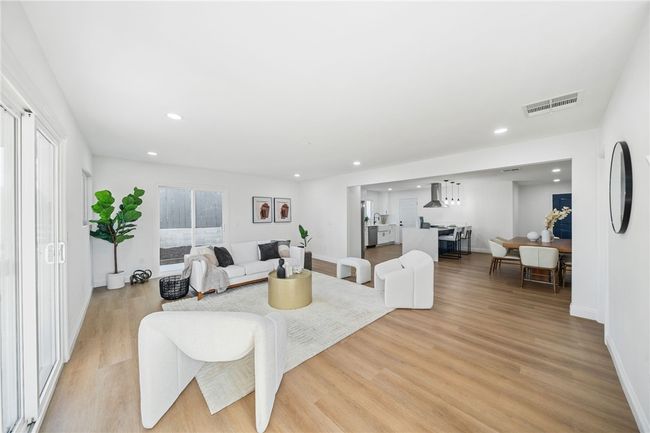 8026 Gribble St, House other with 5 bedrooms, 3 bathrooms and 4 parking in San Diego CA | Image 18