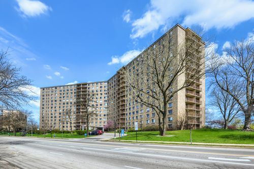 1516-6833 Kedzie Ave, Chicago, IL, 60645-2889 | Card Image