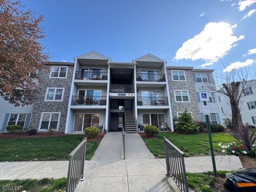 199 Robertson Way, Lincoln Park, NJ, 07035-1853 | Card Image