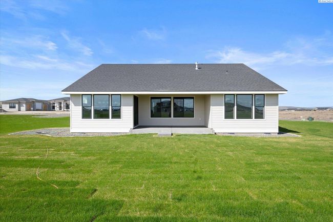 7207 Ambrosia St, Home with 4 bedrooms, 3 bathrooms and null parking in Kennewick WA | Image 44