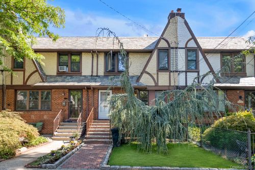 1830 Narragansett Avenue, New York, NY, 10461 | Card Image
