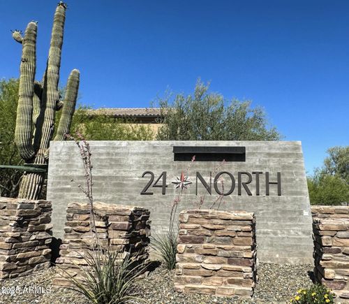 2412 W Gloria Ln, Phoenix, AZ, 85085-4233 | Card Image