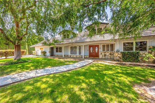 2116 Gratton St, Riverside, CA, 92504-5201 | Card Image