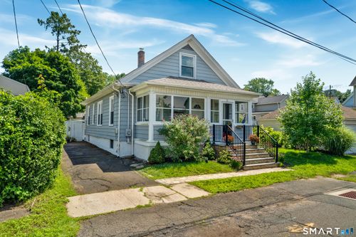 15 Laden Ave, Wallingford, CT, 06492-4517 | Card Image