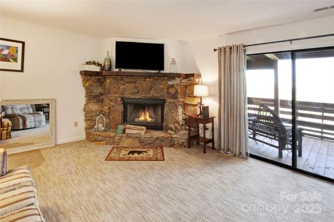 UNIT-802 - 157 Toxaway Views Dr, Condo with 2 bedrooms, 2 bathrooms and null parking in Lake Toxaway NC | Image 6