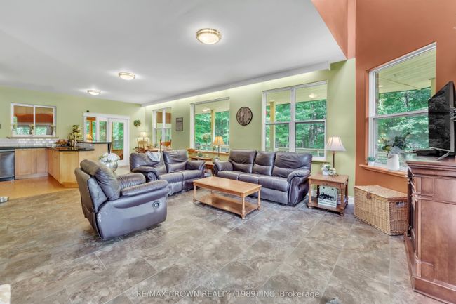 389 S River Rd, House other with 5 bedrooms, 3 bathrooms and 20 parking in Nipissing ON | Image 14