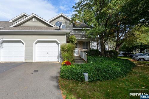 26 Meadow Pond Road, Hamburg, NJ, 07419 | Card Image